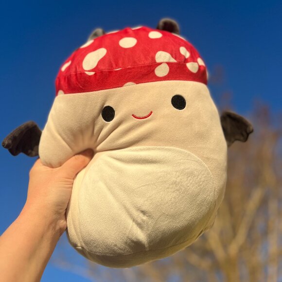 Squishmallows Halloween Malcolm the Mushroom Bat - Picture 1 of 2